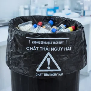 Túi rác thải y tế màu đen Sóng Vàng